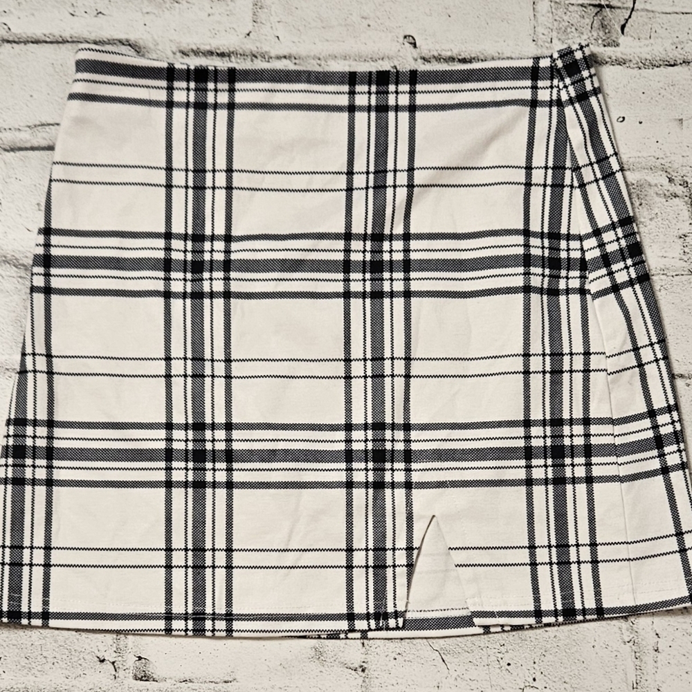 SHEIN Plaid Mini Skirt Black White Preppy Academia Tennis Skirt